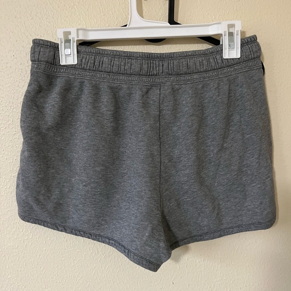 Nike air shorts - Picture 2 of 2